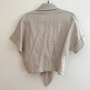 VICI | Collared Tie Front Top thumbnail 2