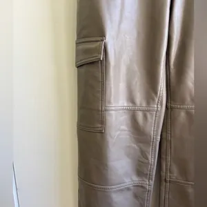 Abercrombie and Fitch Curve Love‎ Vegan Leather 90s Relaxed Pants 6 boho grunge thumbnail 3