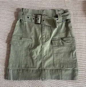 Tinseltown Olive Utility cargo Mini Skirt with Belted Waist thumbnail 1