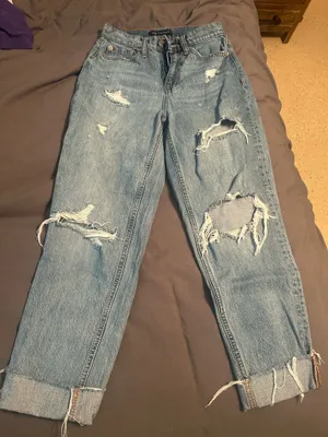 Aeropostale Jeans Mom Ripped thumbnail 1