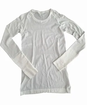 Lululemon Swiftly Womens Size 6 White Top Tech Long Sleeve Activewear #JJJ4-3 thumbnail 1