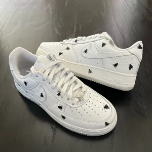 ✔️New✔️NIKE Air Force 1 Low 'Houseflies' thumbnail 3