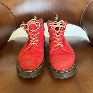 Dr. Martens 939 Ben Suede Padded Collar Lace Up Boots in DMS Red Sz 6 women’s thumbnail 2