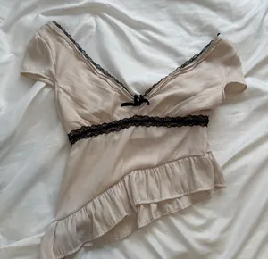 La Hearts Cream and Black Lace Top thumbnail 1