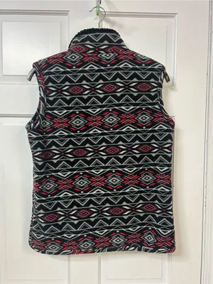 Jane Ashley Black, Gray & Red Geometric Fleece Vest thumbnail 3