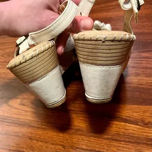 Vintage Wilmar Leather Floral Wedges Size 38 thumbnail 7