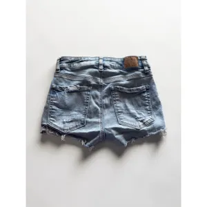 American Eagle Next Level Stretch Distressed Denim Shorts Light Wash‎ Eyelet 00 thumbnail 2
