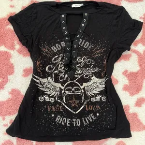 🔥 Y2K Rock Angel Lace-Up Graphic Tee – Biker Grunge Fairycore Vibes Small 🔥 thumbnail 4