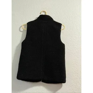 J. Crew Women's Plush Fleece Sherpa Excursion Vest Black XS Gold Pockets thumbnail 4