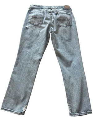 American Eagle Tomgirl Distressed Light Wash Jeans Size 10 Regular thumbnail 3