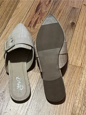 YNOT? Beige Woven Pointed Toe Mule Flats Size 8 | Buckle Accent Slip-On thumbnail 4