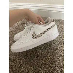 Nike Court Vision Low Leopard Swoosh DD9665100 Size 12 thumbnail 3