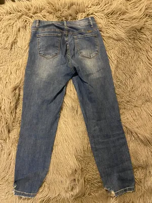 Ripped Jeans thumbnail 2