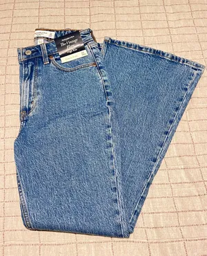 Abercrombie Vintage Flare Curve Love Jeans thumbnail 3