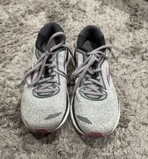 Brooks Running Shoes Women’s thumbnail 3