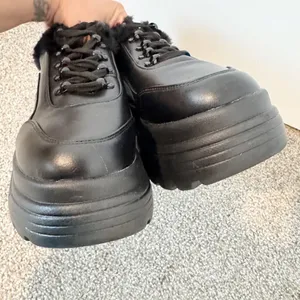 Koi Fur Trim Sneakers Size 8 Black Faux Leather New Whimsigoth Fairy Grunge Punk thumbnail 4