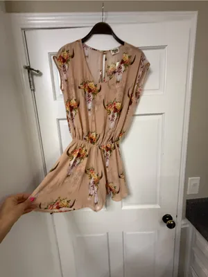 Show Me Your MuMu Blush Floral Keyhole Romper thumbnail 3