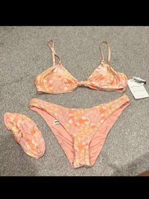 Dippin' Daisy's Bikini Set with Headband NWT Small thumbnail 3