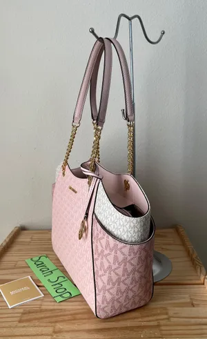 Michael Kors Purse thumbnail 3