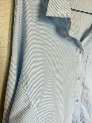 Princess Polly Pale Blue Striped Relaxed Coastal Button-Down Shirt Size 6 thumbnail 4
