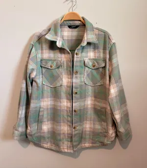 Ladies Plaid Flannel Button Up Shacket Womens Medium Long Sleeves Fall Colorful thumbnail 1