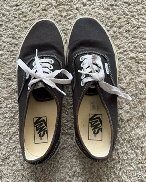 Vans Black Canvas Low-Top Sneakers with White Laces thumbnail 1
