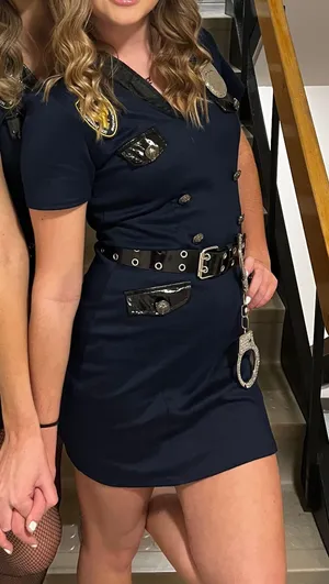 Spirit Halloween Halloween Cop Costume thumbnail 1