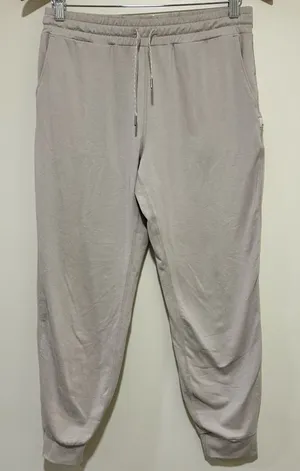 Vuori Women's Performance Jogger Light Mauve Size Small thumbnail 1