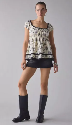 Urban Outfitters Kimchi Blue Calla Lily Lace-Trim Babydoll Tunic Top thumbnail 4