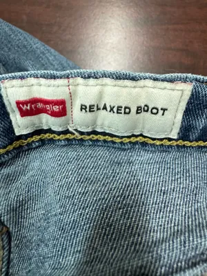 Wrangler Relaxed Boot Cut Mens Jeans Size 36x34 thumbnail 9
