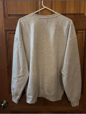 Detroit lions Gray Crewneck Sweatshirt with sequin Blue Lion Logo Size XL thumbnail 6