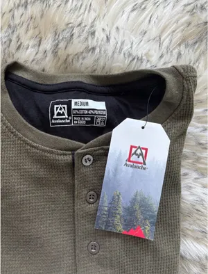NWT Avalanche Men's Army Green Long-Sleeve Henley Shirt thumbnail 3