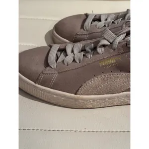 PUMA Suede Classic Sneakers Women's Shoes Gray‎ Casual Comfort Walking thumbnail 2