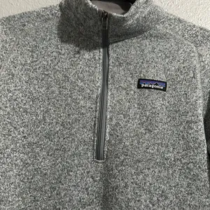 PATAGONIA Women's Better Sweater® 1/4-Zip Fleece Gray Fleece Pullover like new ✨ thumbnail 4