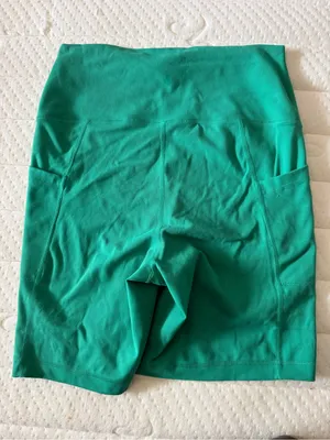 Yogalicious High-Rise Bike Shorts in Teal Green thumbnail 2