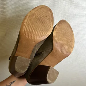 Franco Fortini Lexi Women Brown Suede Block Heel Ankle Bootie Buckle Size 10 thumbnail 5