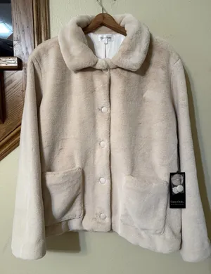 NWT Privacy Please Maggie Faux fur Coat in Rose Tan thumbnail 2