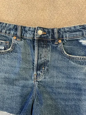 H&M Midi Denim Shorts thumbnail 2