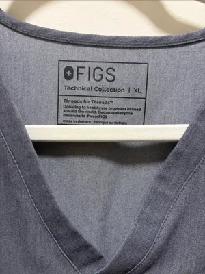 Figs Catarina Graphite V-Neck Scrub Top - Short Sleeve thumbnail 3