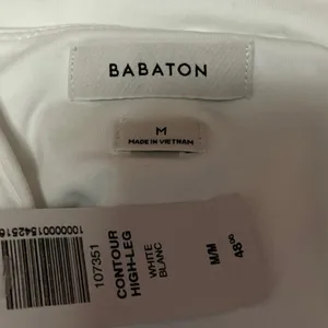 NEW Aritzia Babaton Contour High Leg Square Neck Sleeveless Bodysuit Top Size M thumbnail 4