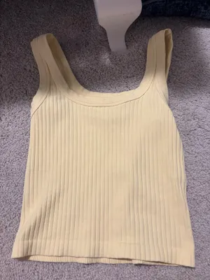 yellow tank thumbnail 1