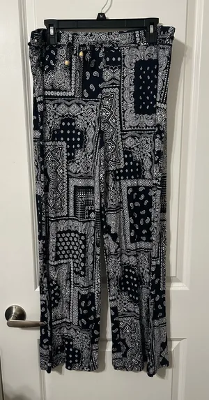 Bandana print boho flowy pants Black Size L thumbnail 1