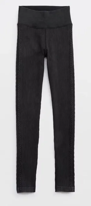 NWT OFFLINE By Aerie Seamless Cable High Waisted Legging 7/8 Size Small thumbnail 1
