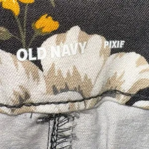 Old Navy Pixie Pant Floral Ankle Pants Women 10‎ Mid Rise Stretch Slim Workwear thumbnail 3
