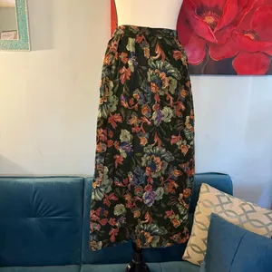 Vintage 90s USA ORVIS Women's Floral Pleated Skirt Autumn Shades Size 10/12 thumbnail 5