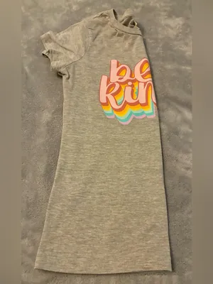 Women’s Bobbie Brooks Grey 'Be Kind' Graphic Tee Size Small thumbnail 5