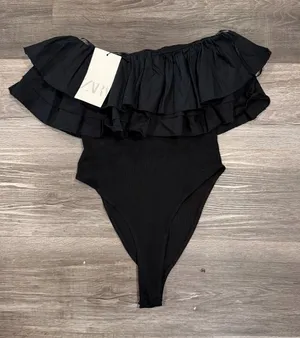 Zara Women's Black Off Shoulder Ruffled Bodysuit Size M NWT thumbnail 1