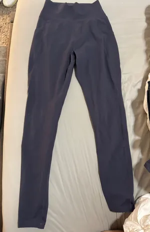 Alphalete Leggings thumbnail 1
