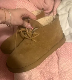 Bearpaw lace up boots  thumbnail 1