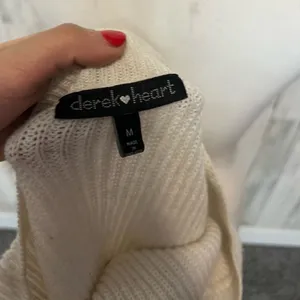 Derek Heart Sweater thumbnail 3